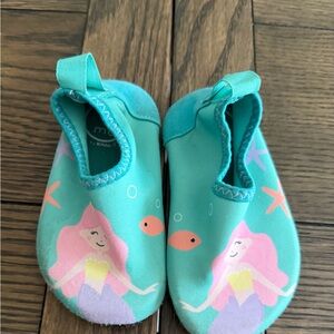 Robeez toddler size 3 Mermaid Aqua Water Shoes